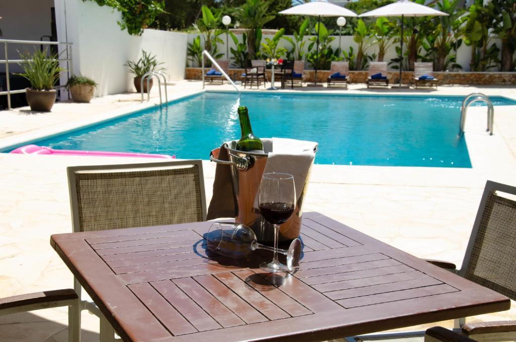 Fergus Paraiso Beach - Adults Only Ibiza Kültér fotó